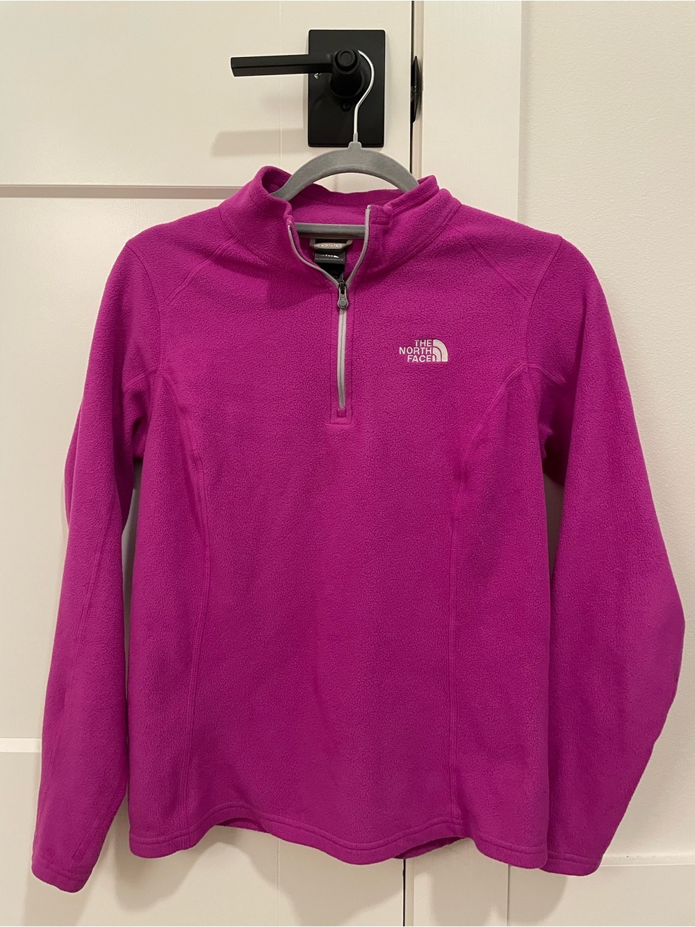 The North Face Women's Half-Zip Fleece Pullover - Magenta